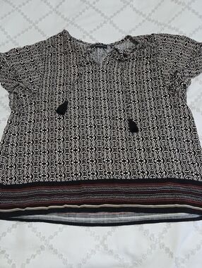 Rafaella Black & White Geometric Short-Sleeve Blouse with Tassel Tie